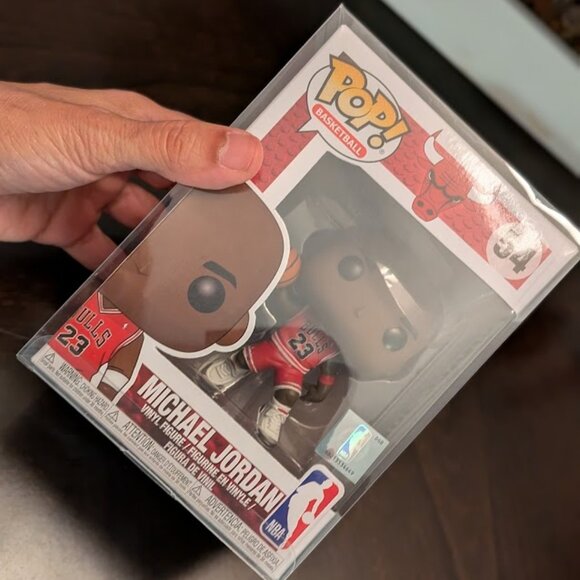 O1 FUNKO POP Michael Jordan (Collectible) - Picture 2 of 5
